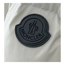 Moncler Color-Block Down Puffer Jacket with Contrast Hood