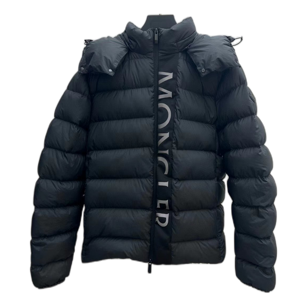 Moncler Vertical-Logo Snap-Front Down Puffer Jacket in Black