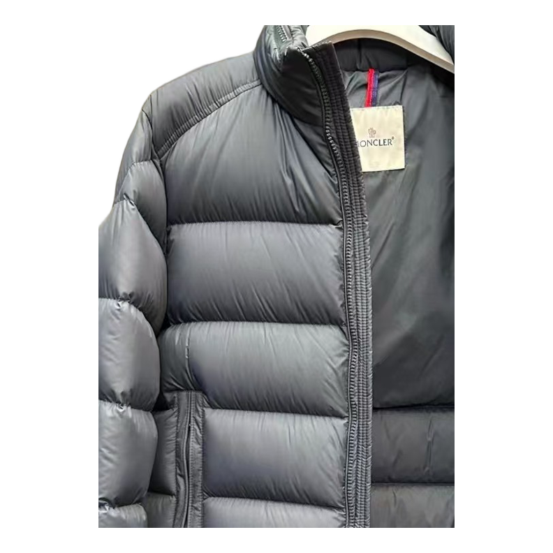 Moncler Tricolour Sleeve-Band Stand-Collar Down Puffer Jacket in Navy